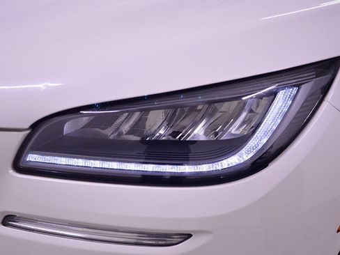 Used 2020 Lincoln Corsair Reserve image 18