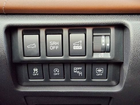 Used 2023 Subaru Forester Touring AWD/4WD image 27