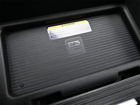 Used 2023 Honda Odyssey Elite image 17