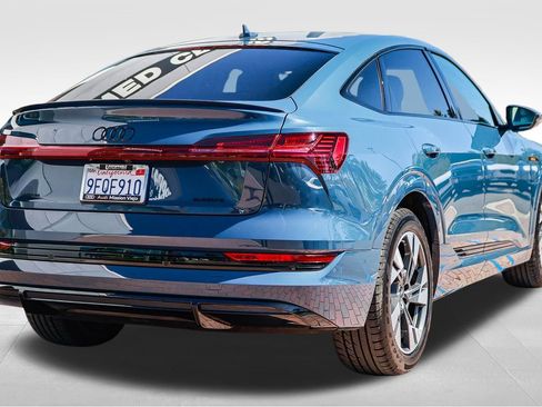 Used 2023 Audi e-tron Premium w/ Convenience Plus Package image 7