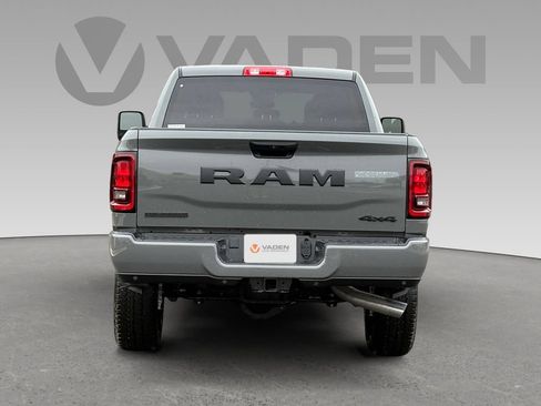 New 2026 RAM 2500 Big Horn AWD/4WD image 16
