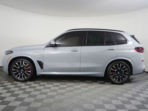 Certified 2024 BMW X5 xDrive50e w/ Executive Package AWD/4WD image 6