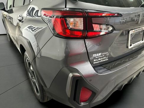 Used 2024 Subaru Crosstrek 2.5i Limited AWD/4WD image 25