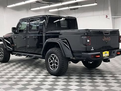 Used 2023 Jeep Gladiator Mojave w/ Trailer Tow Package AWD/4WD image 3