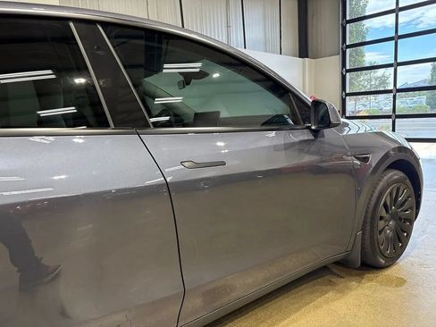 Used 2023 Tesla Model Y Long Range AWD/4WD image 52