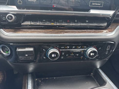 Used 2022 GMC Sierra 1500 Elevation w/ Preferred Package image 15