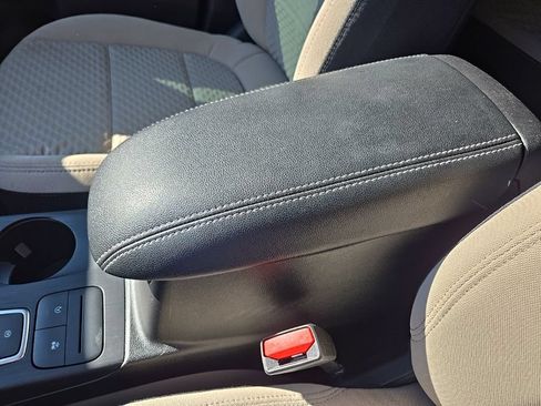 Used 2022 Ford Escape SE w/ Convenience Package FWD image 56
