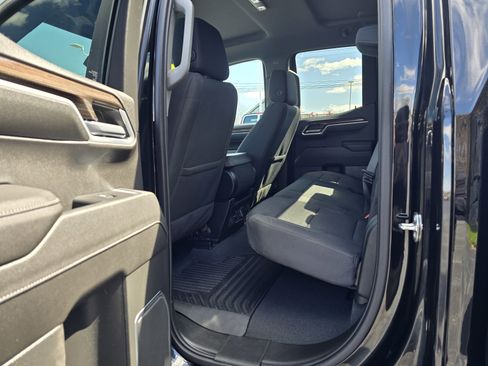 Used 2023 Chevrolet Silverado 1500 LT image 14