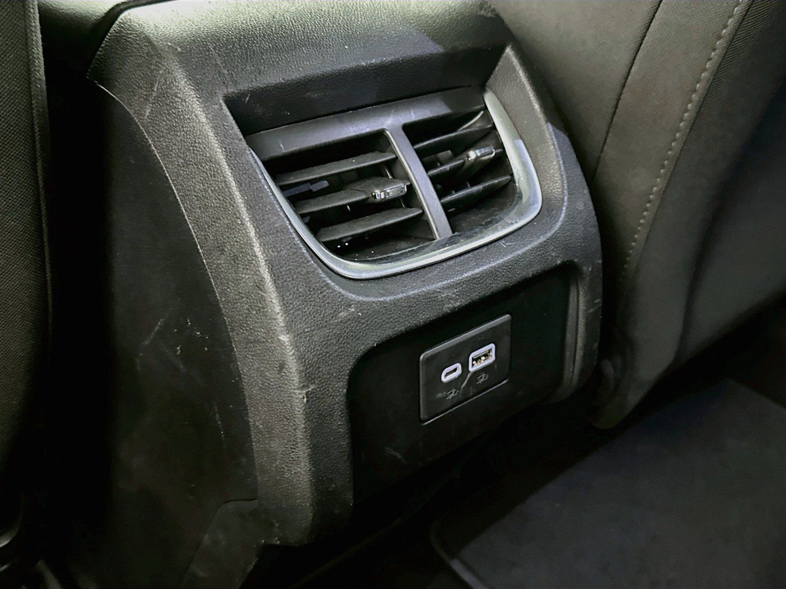 Used 2020 Chevrolet Blazer LT AWD/4WD image 26