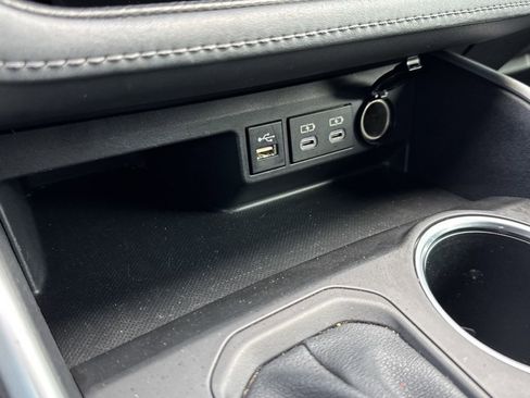 Used 2023 Toyota Highlander XSE FWD image 15
