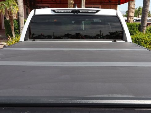 Used 2024 Toyota Tundra Limited AWD/4WD image 8