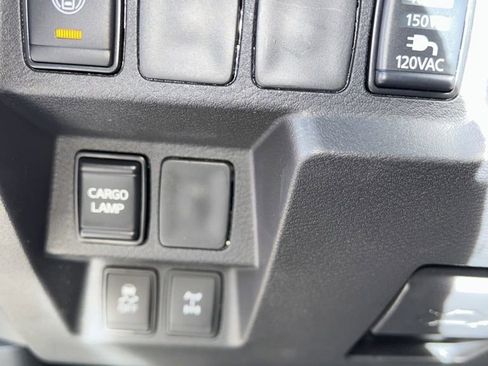 New 2026 Nissan Frontier PRO-4X w/ Pro-4x Convenience Package AWD/4WD image 23