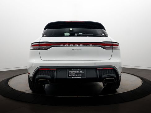 Certified 2026 Porsche Macan AWD/4WD image 6