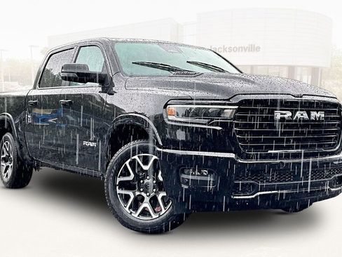 Used 2025 RAM 1500 Laramie w/ Sport Appearance Package AWD/4WD image 3