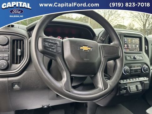 Used 2025 Chevrolet Silverado 2500 Custom w/ Custom Value Package image 23
