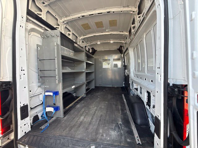 Used 2019 Ford Transit 250 148 High Roof RWD image 4