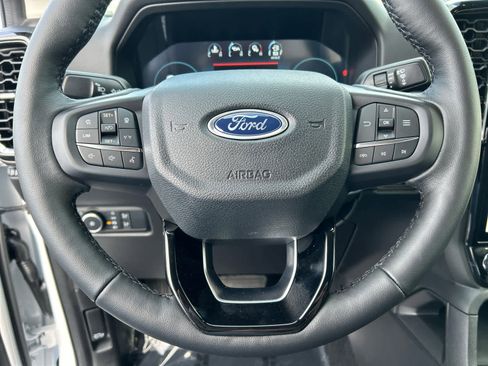 New 2025 Ford Ranger Lariat w/ FX4 Off-Road Package image 34