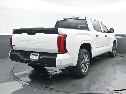 New 2026 Toyota Tundra SR image 19