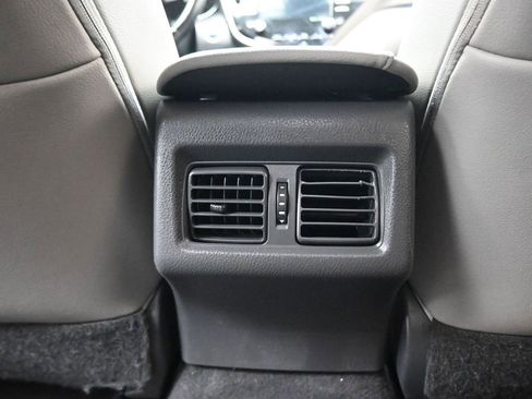 Used 2019 Toyota Camry XSE image 31