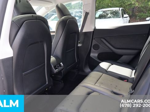 Used 2023 Tesla Model Y Long Range AWD/4WD image 18