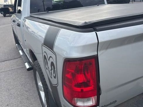 Used 2013 RAM 1500 Express image 16