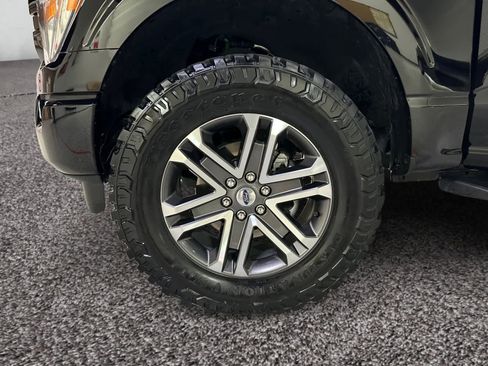 Used 2022 Ford F150 XL w/ STX Appearance Package image 18