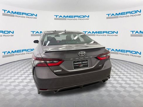 Used 2024 Toyota Camry SE FWD image 4
