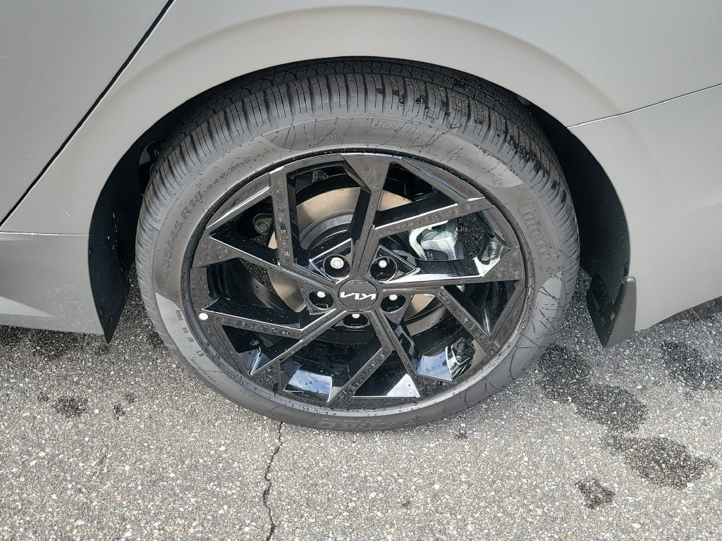 New 2027 Kia K5 GT-Line image 37