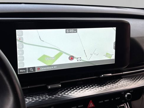 Used 2023 Kia Carnival SX Prestige image 33