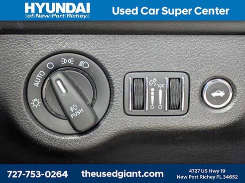 Used 2022 Dodge Challenger GT w/ Plus Package RWD image 32
