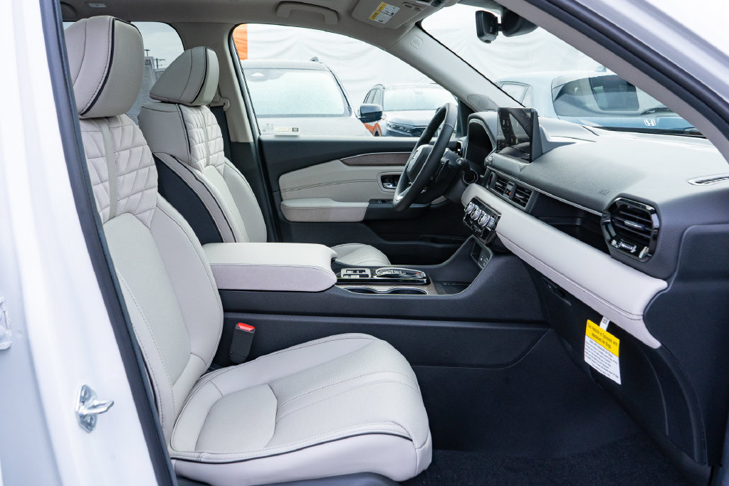 New 2026 Honda Pilot Elite image 17