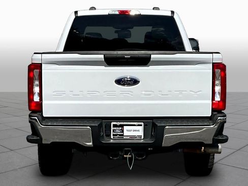 Used 2025 Ford F250 XLT AWD/4WD image 5