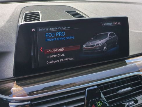 Used 2019 BMW 530i w/ M Sport Package image 34