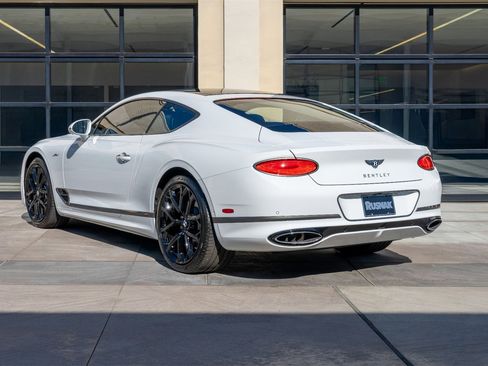Used 2024 Bentley Continental GT Speed image 8