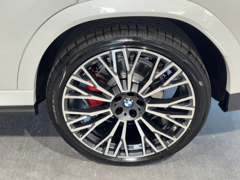 New 2026 BMW X6 xDrive40i w/ Climate Comfort Package image 25