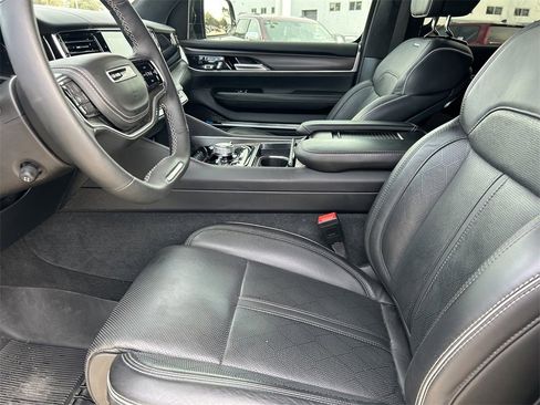 Used 2024 Jeep Grand Wagoneer L Series II w/ Quick Order Packagew 28T image 11