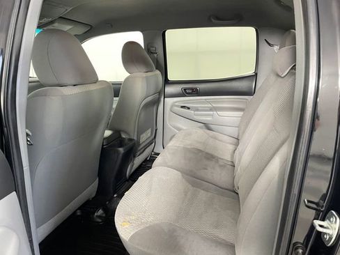 Used 2012 Toyota Tacoma PreRunner w/ SR5 Pkg RWD image 17