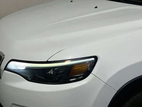 Used 2022 Jeep Cherokee Latitude Lux FWD image 11