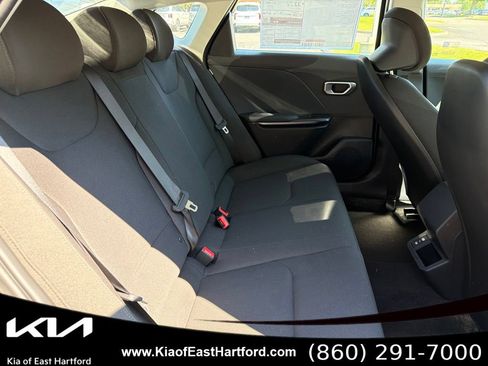 New 2026 Kia K4 FWD image 13