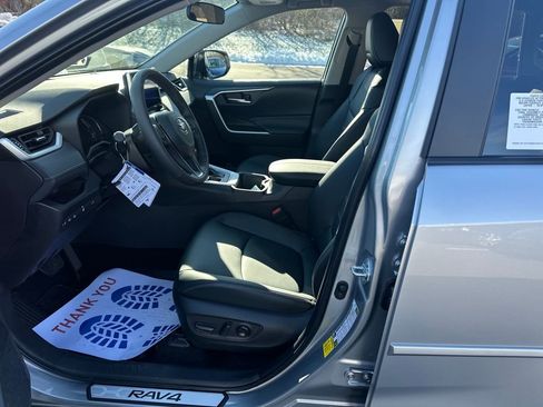 New 2025 Toyota RAV4 XLE Premium image 9