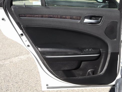 Used 2022 Chrysler 300 Touring L w/ Popular Equipment Group image 40