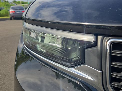 Used 2022 Jeep Grand Cherokee L Laredo w/ Luxury Tech Group I AWD/4WD image 9