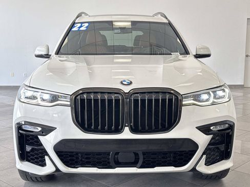 Used 2022 BMW X7 M50i AWD/4WD image 30