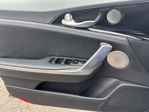 Used 2023 Kia Stinger GT-Line w/ Sun & Sound Package RWD image 9