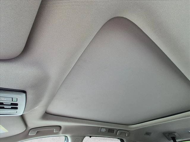 Used 2024 Nissan Pathfinder Platinum FWD image 14
