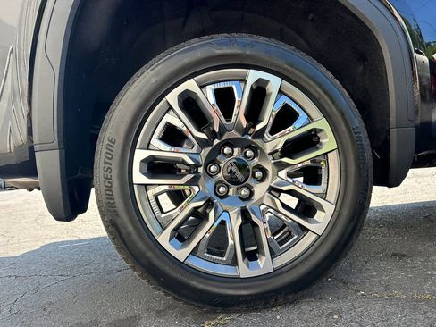 Used 2024 GMC Sierra 1500 Denali Ultimate AWD/4WD image 18