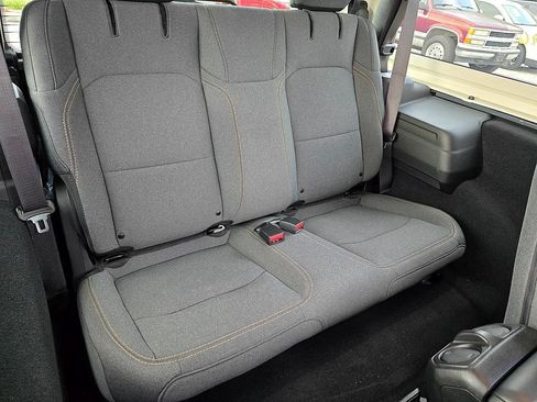 Used 2024 Jeep Wrangler Sport AWD/4WD image 33
