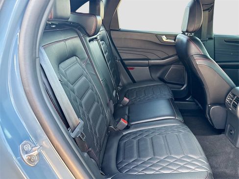 Used 2024 Ford Escape ST-Line Elite w/ Premium Technology Package image 28