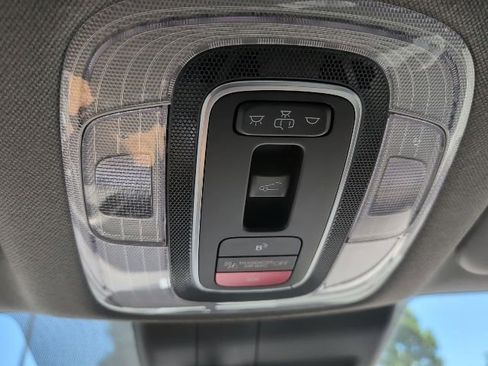 Used 2024 Hyundai Elantra SEL w/ Convenience Package FWD image 23