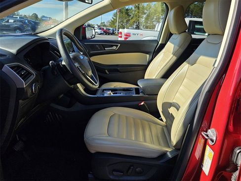 Used 2022 Ford Edge SEL w/ Convenience Package image 5